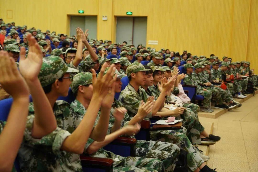 塞纳6速可以换8速变速箱吗？游戏画面