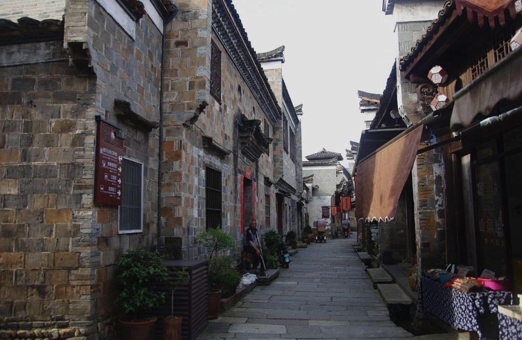 因信贷资金管理和控制不到位致使信贷资金未按约定用途使用等 精河县农村信用合作联社被罚55万元