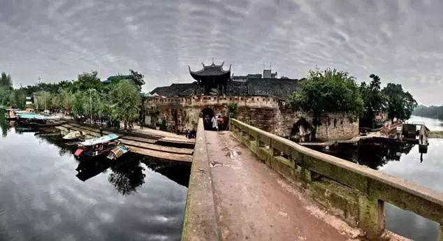 以撒的结合：胎衣